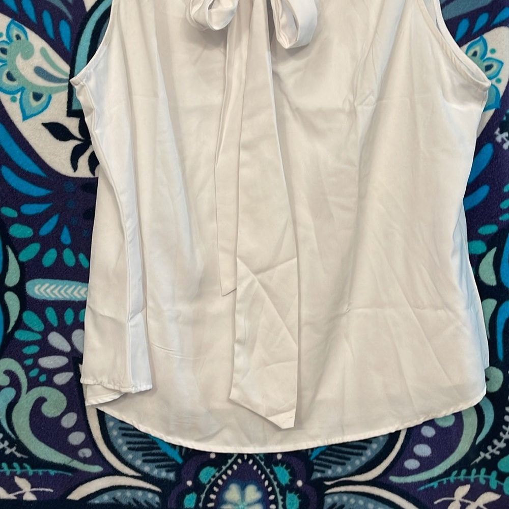 NWT NY & Co white sleeveless blouse 1x - Picture 2 of 7